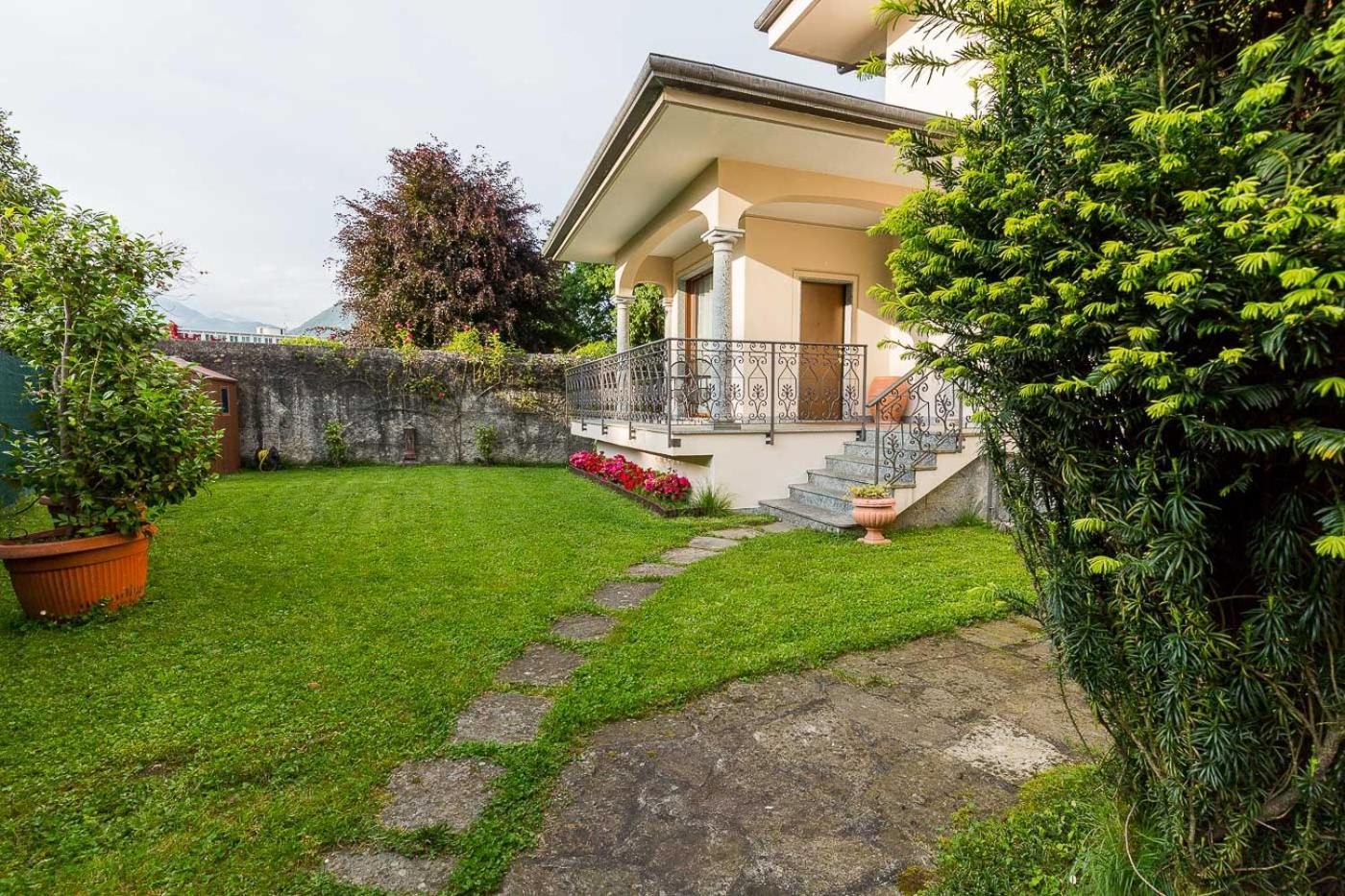 La Petite Dame - Lake Maggiore - 100 M From The Lake ヴェルバーニア エクステリア 写真